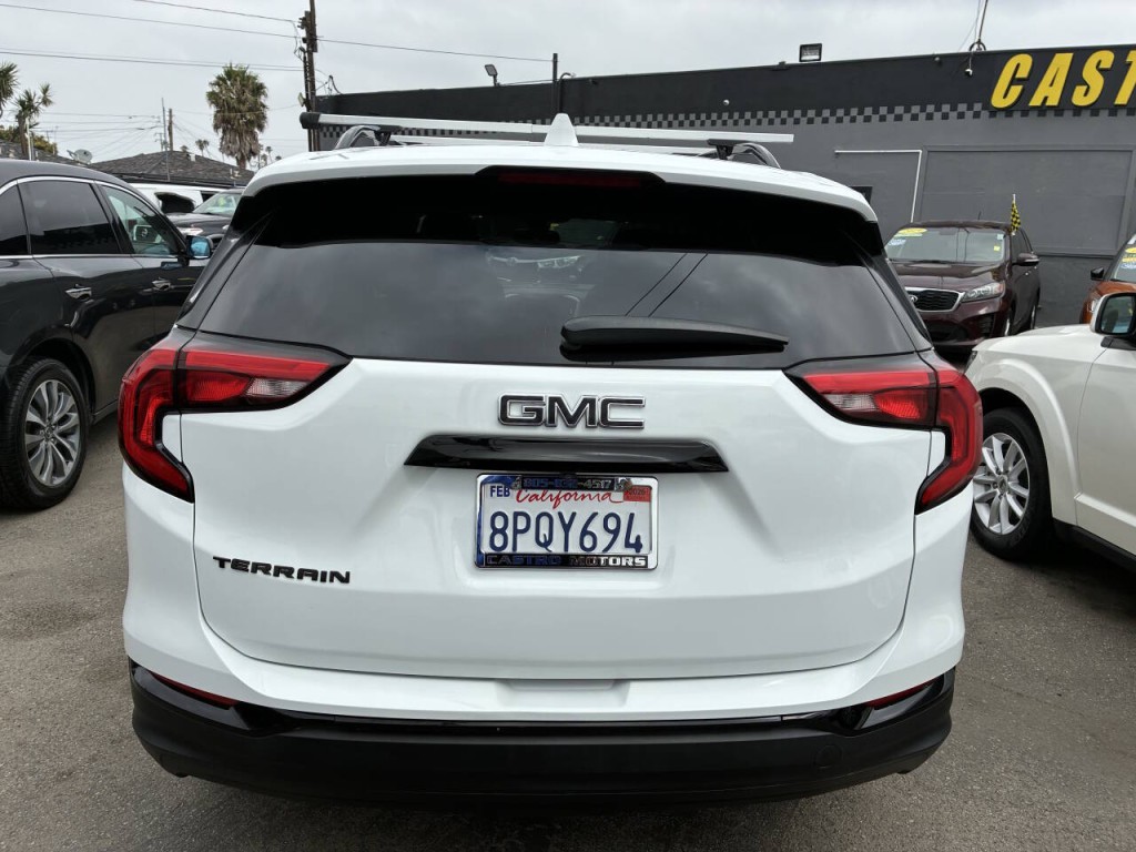 2020 GMC Terrain Image 7