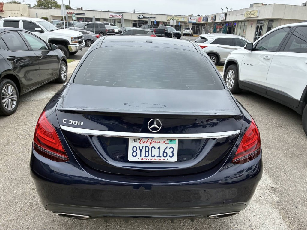2019 Mercedes-Benz C-Class Image 6