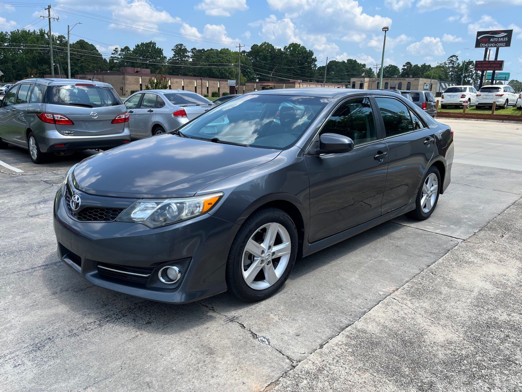 2013 Toyota Camry Image 5
