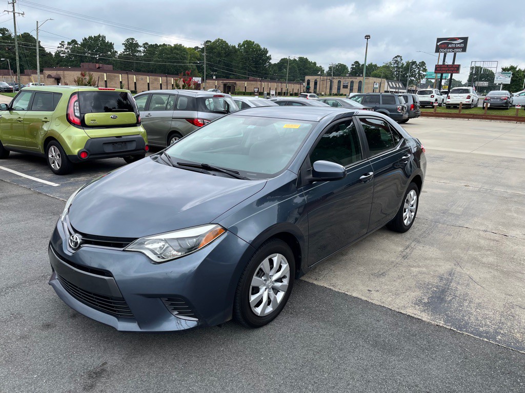 2015 Toyota Corolla Image 2