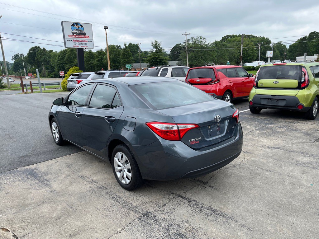 2015 Toyota Corolla Image 3