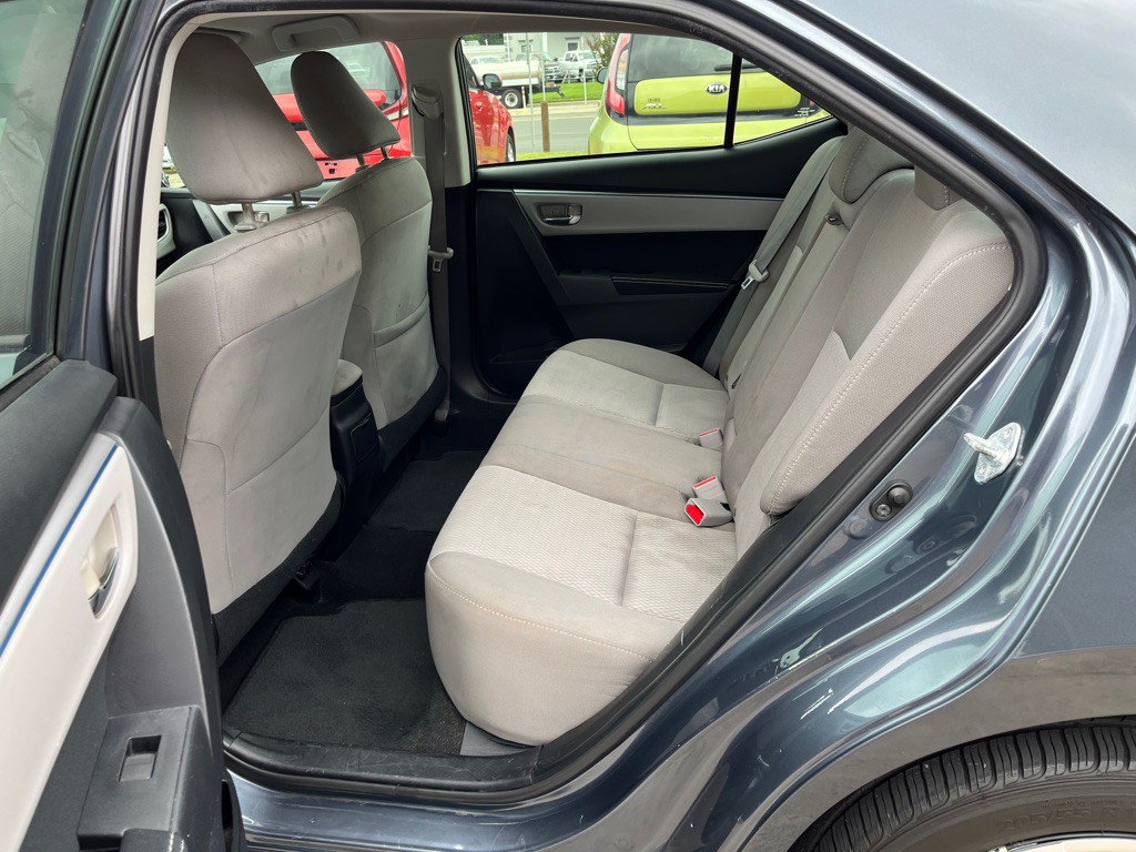 2015 Toyota Corolla Image 6
