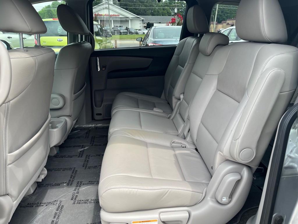 2014 Honda Odyssey Image 6