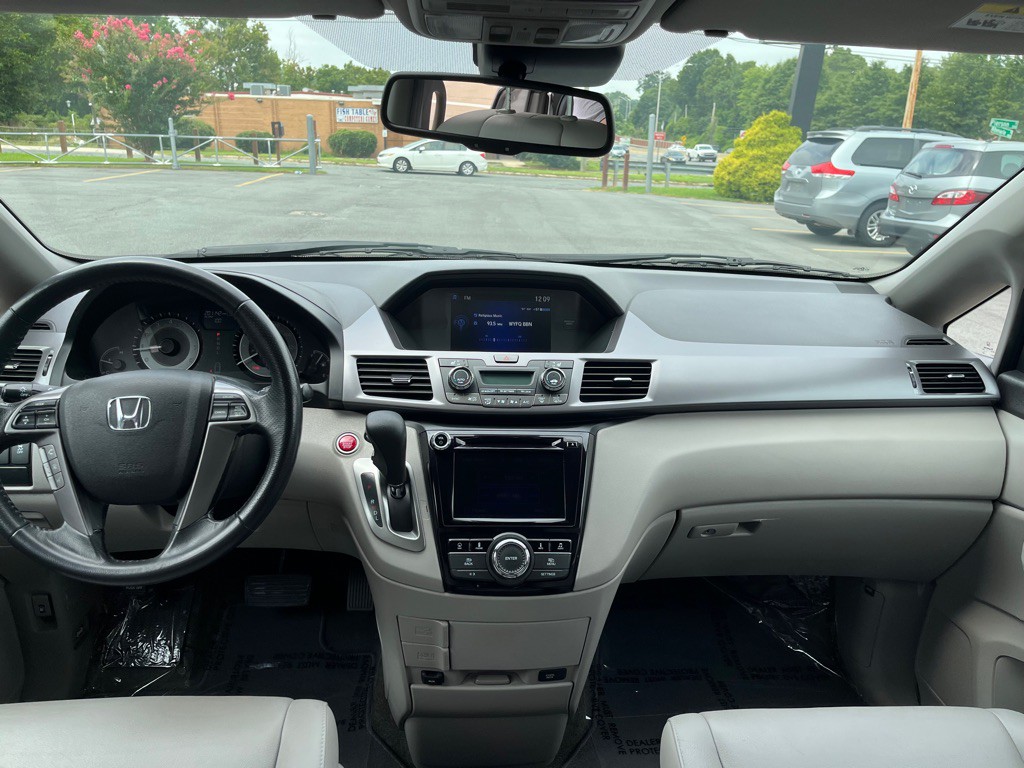 2014 Honda Odyssey Image 7