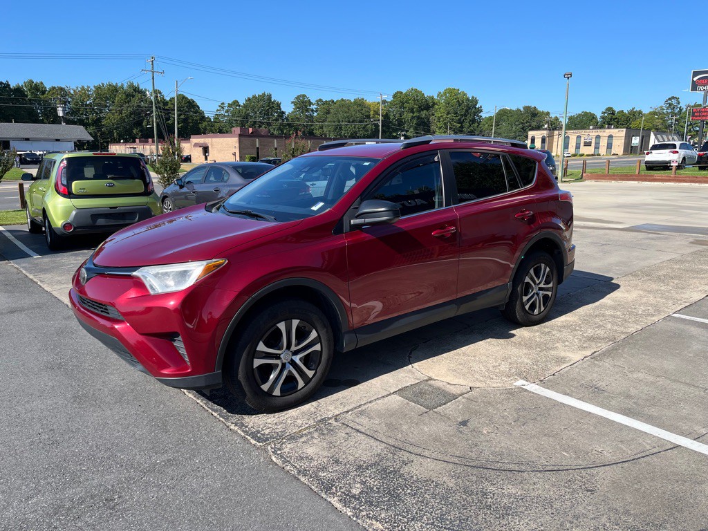 2018 Toyota Rav4 Image 2