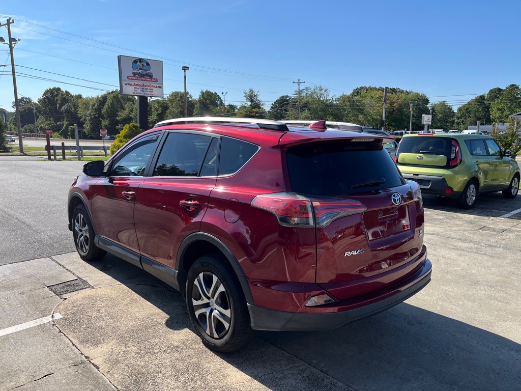 2018 Toyota Rav4 Image 3