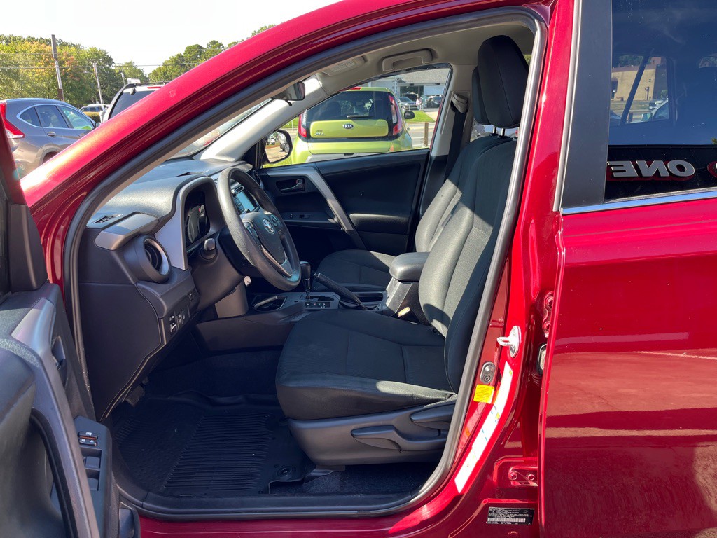 2018 Toyota Rav4 Image 9
