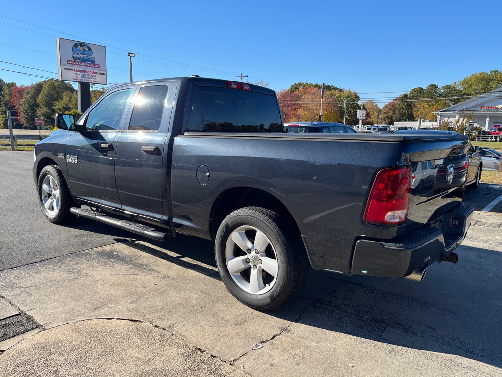 2013 RAM 1500 Image 3