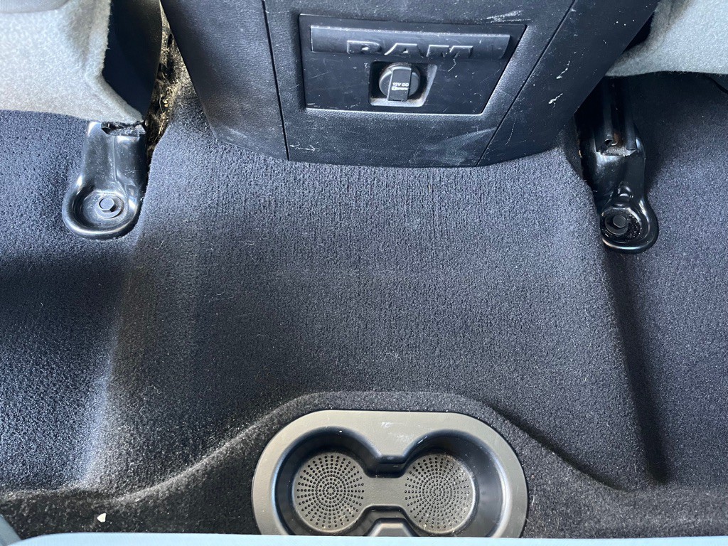 2016 RAM 1500 Image 9