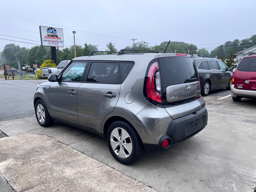 2015 Kia Soul Image 2