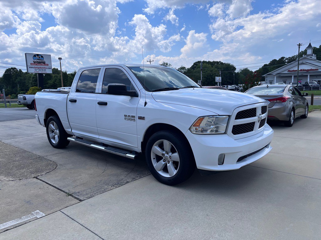 2016 RAM 1500 Image 2
