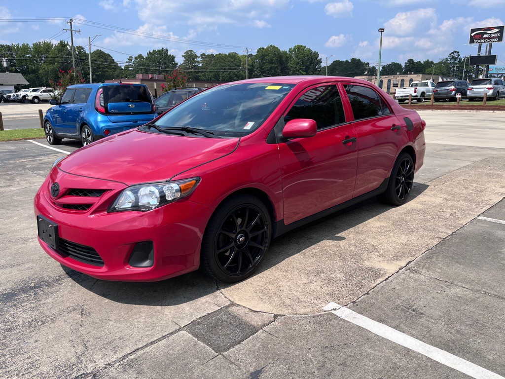 2013 Toyota Corolla Image 5