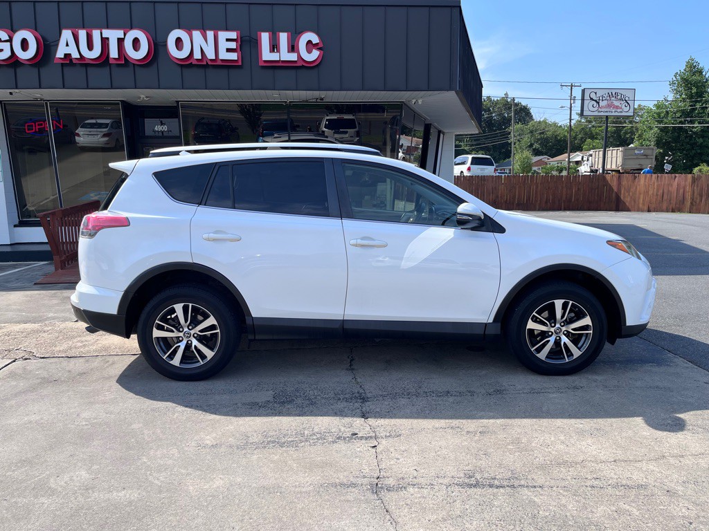 2016 Toyota Rav4 Image 4