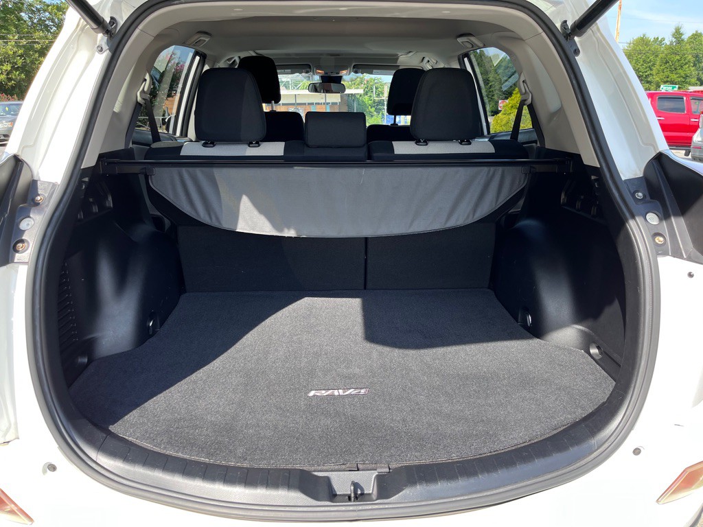 2016 Toyota Rav4 Image 10