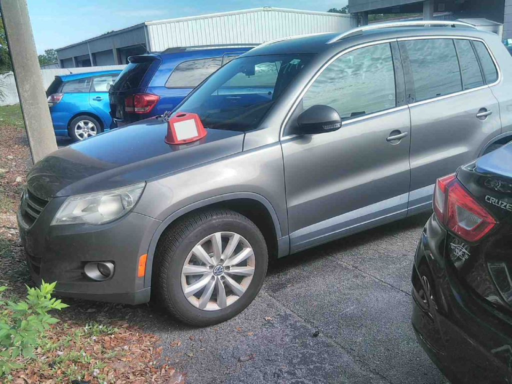 2011 Volkswagen Tiguan S