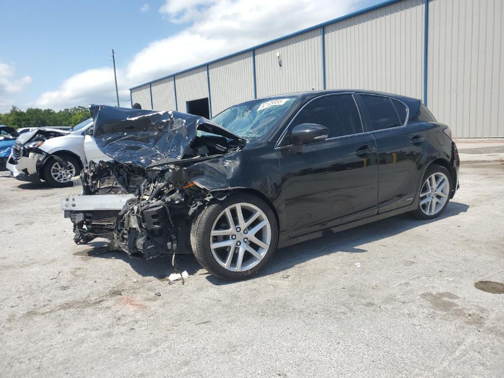 2016 Lexus CT Image 1