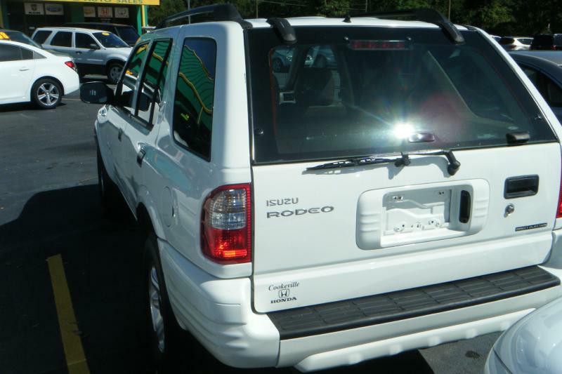 2004 Isuzu Rodeo Image 3