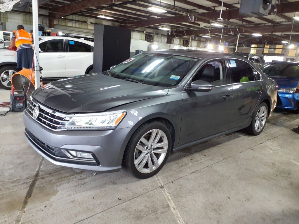 2018 Volkswagen Passat SE