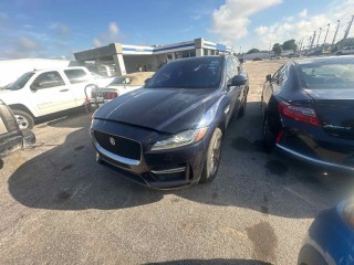 Image for 2017 Jaguar F-PACE R - Sport ID: 6790299