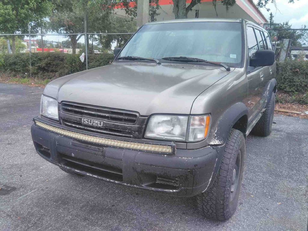 2002 Isuzu Trooper S