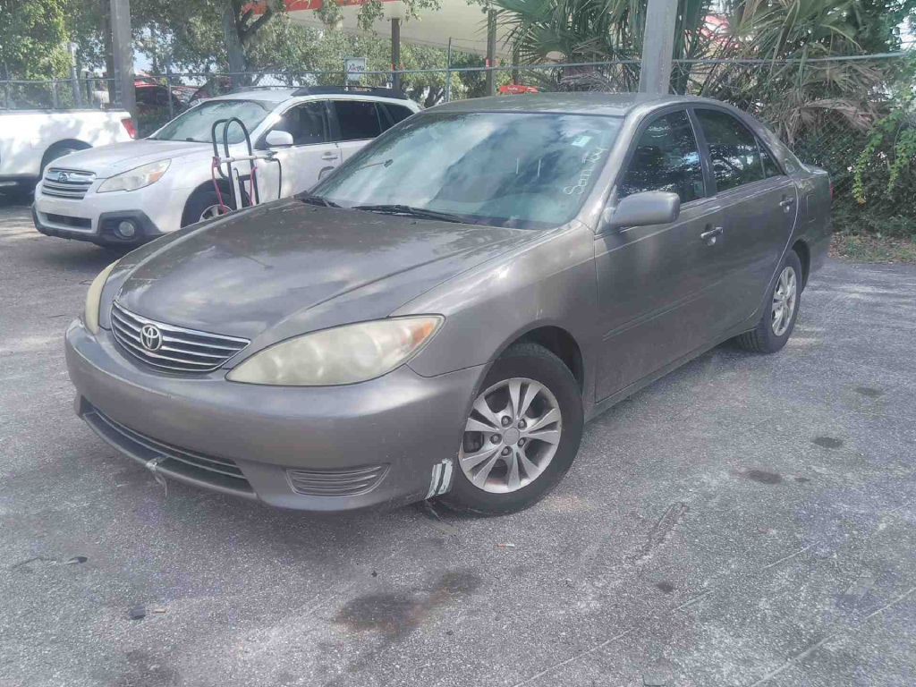 2006 Toyota Camry LE