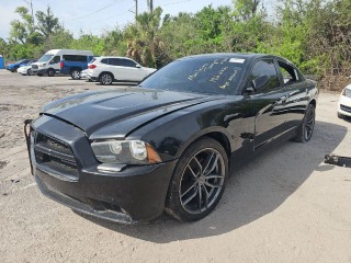 Image for 2014 Dodge Charger SXT ID: 6904045