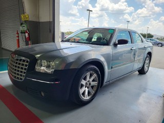 Image for 2006 Chrysler 300 Touring ID: 6937501