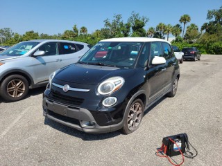 Image for 2014 FIAT 500L Trekking ID: 6997694