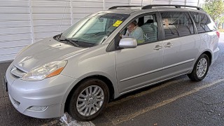 Image for 2010 Toyota Sienna XLE ID: 7002328