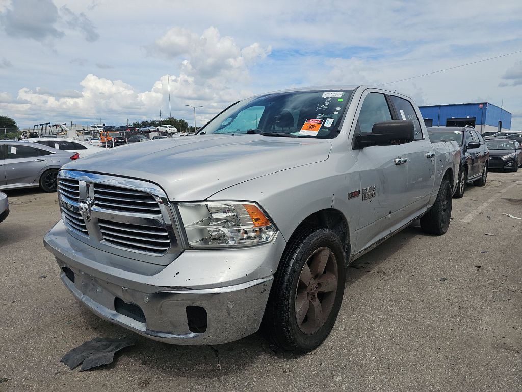 2016 RAM 1500 SLT