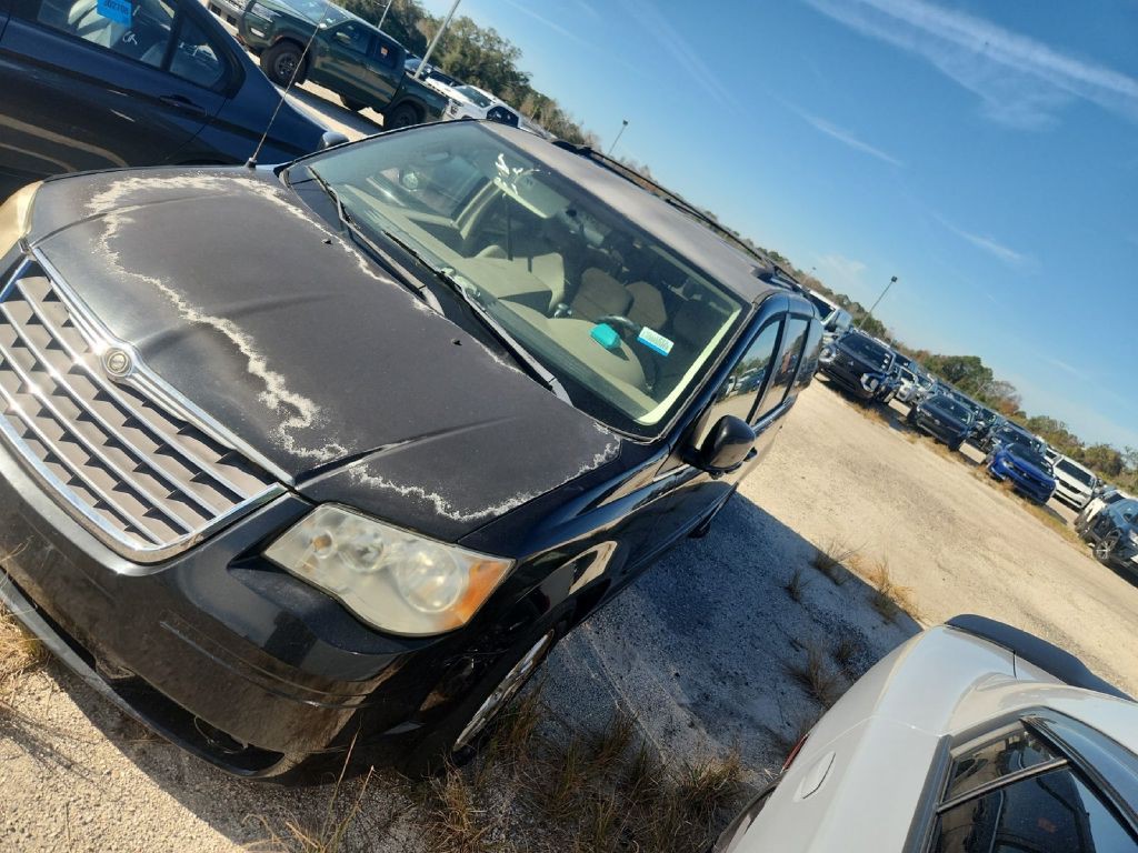 2008 Chrysler Town & Country Touring