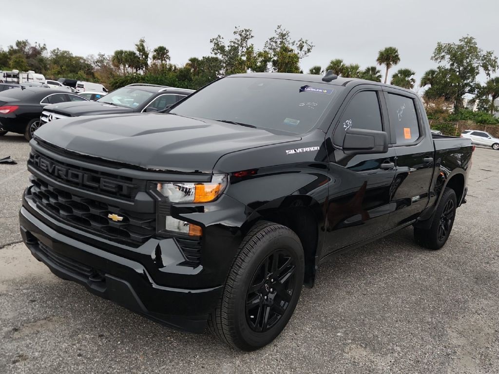2022 Chevrolet Silverado 1500 Custom