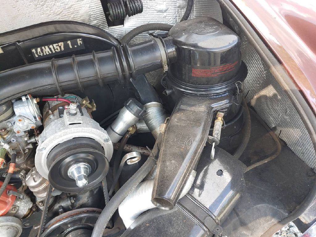 1971 Volkswagen Karmann Ghia Image 8