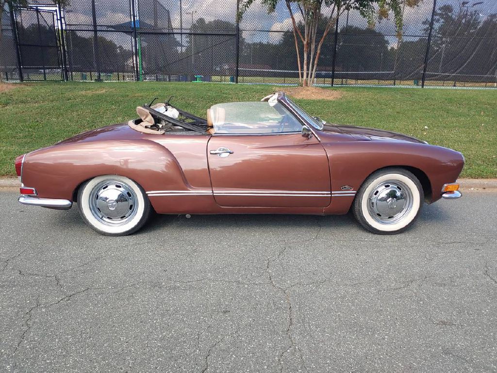 1971 Volkswagen Karmann Ghia Image 15