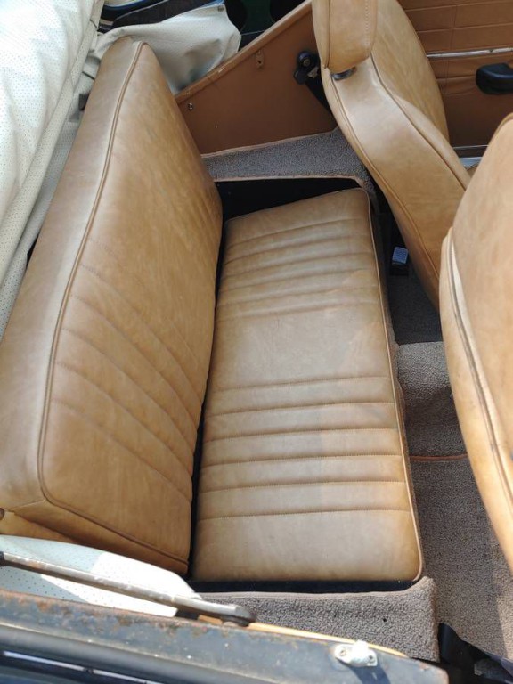 1971 Volkswagen Karmann Ghia Image 16