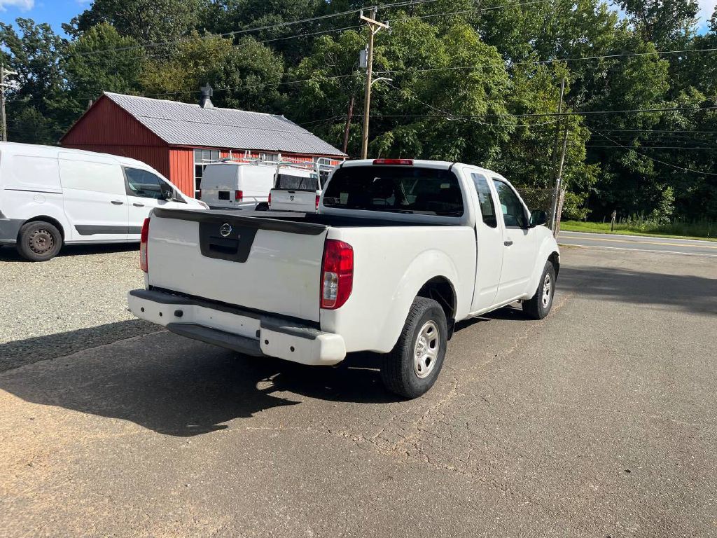 2017 Nissan Frontier Image 4