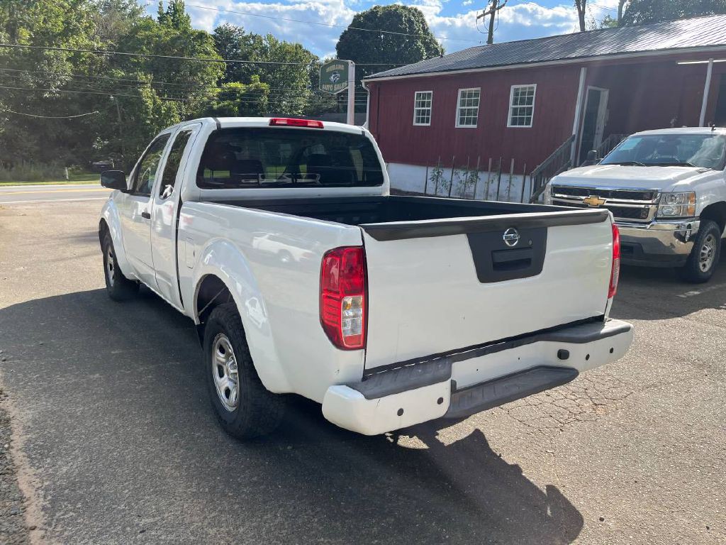 2017 Nissan Frontier Image 6
