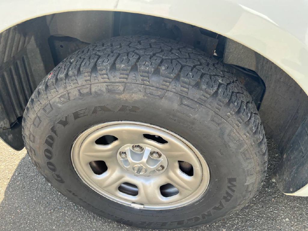 2017 Nissan Frontier Image 13