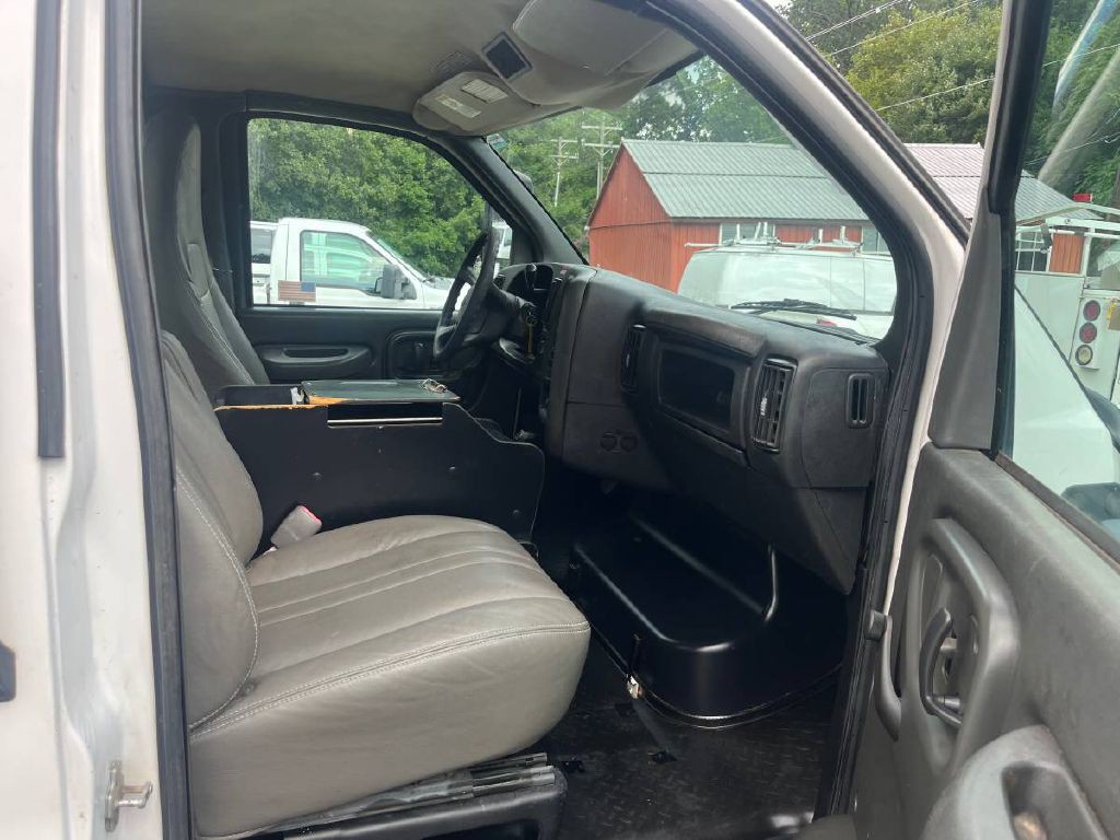 2007 Chevrolet C/K 4500 Image 13