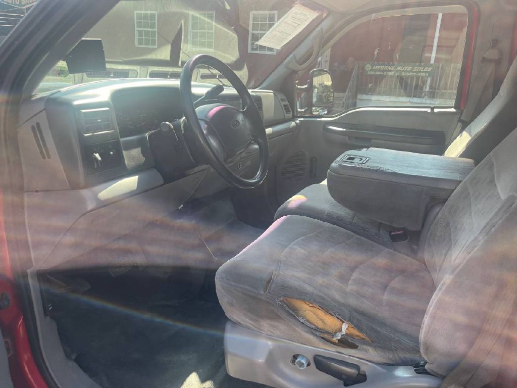 2002 Ford F-350 Image 10