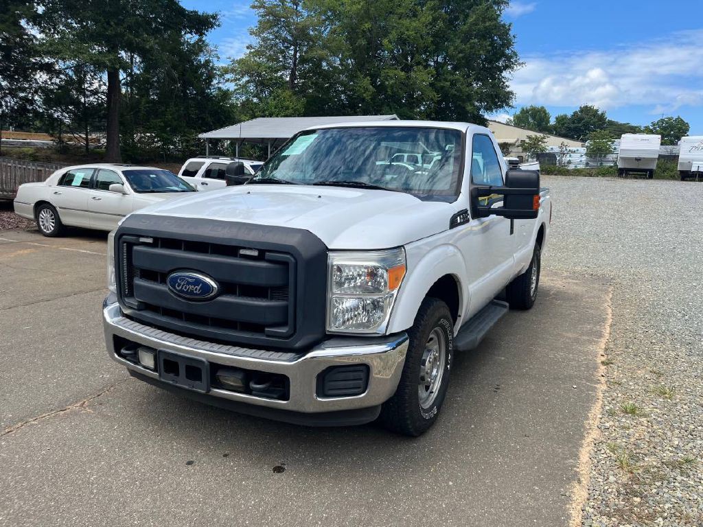 2015 Ford F-250 Image 2