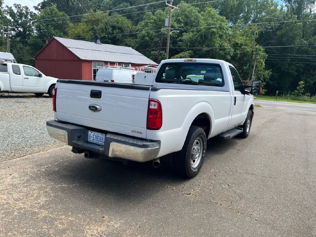 2015 Ford F-250 Image 5
