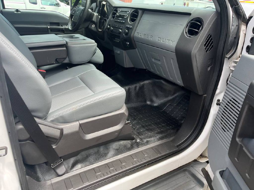 2015 Ford F-250 Image 11