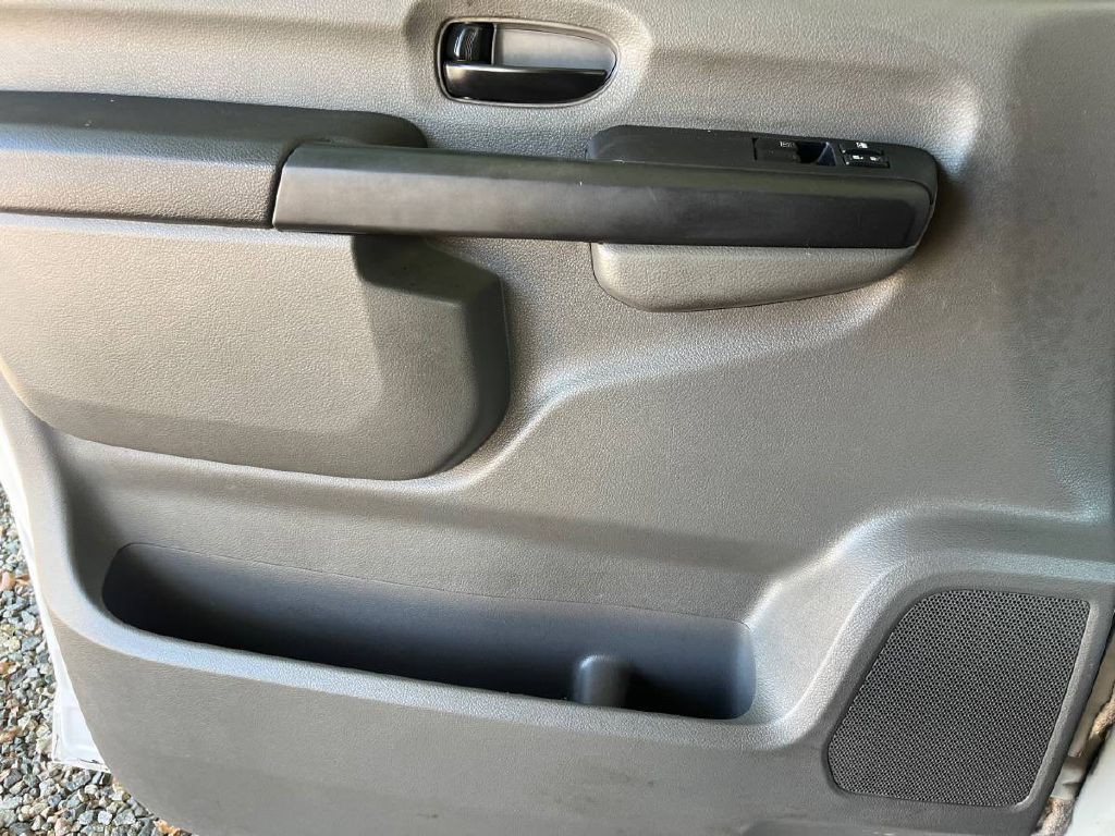 2019 Nissan NV Image 15