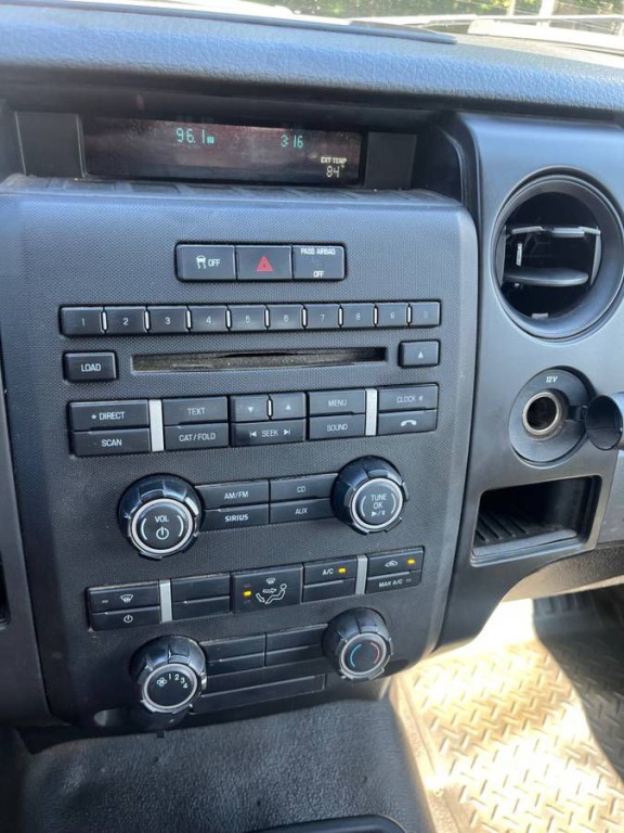 2013 Ford F-150 Image 10