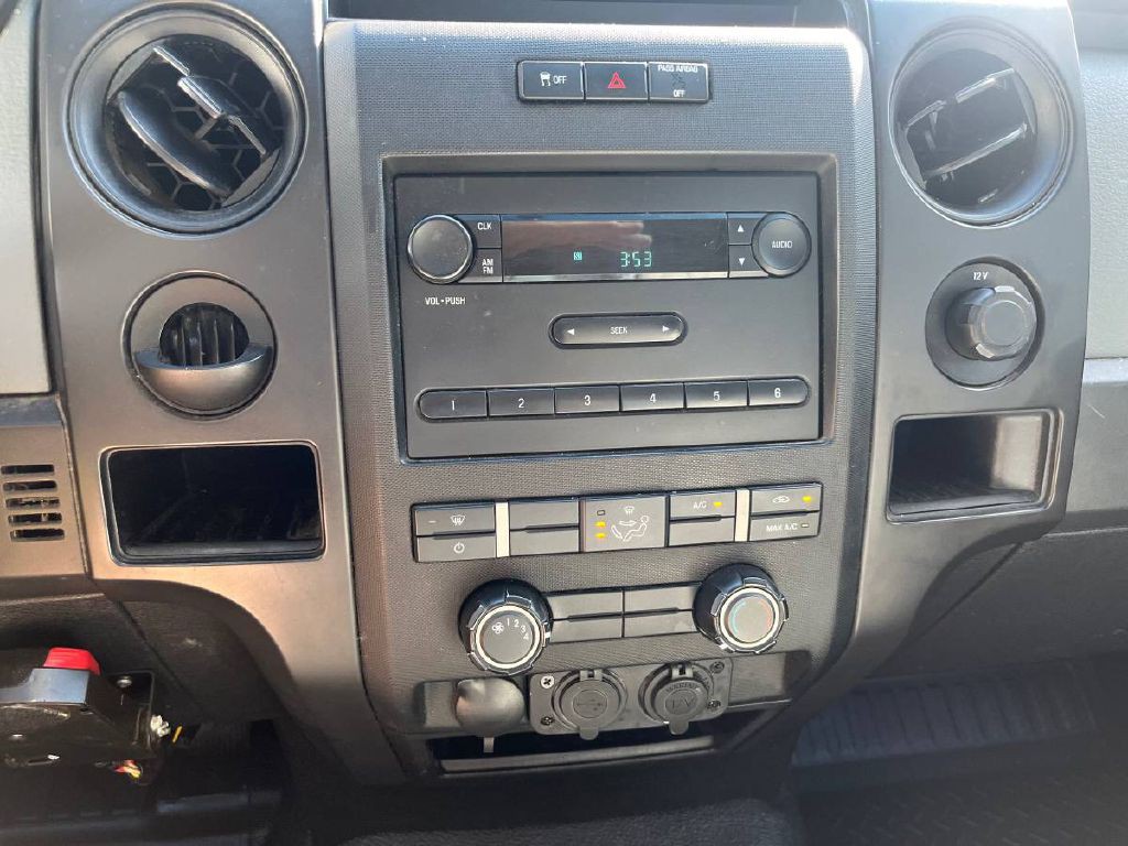 2014 Ford F-150 Image 8
