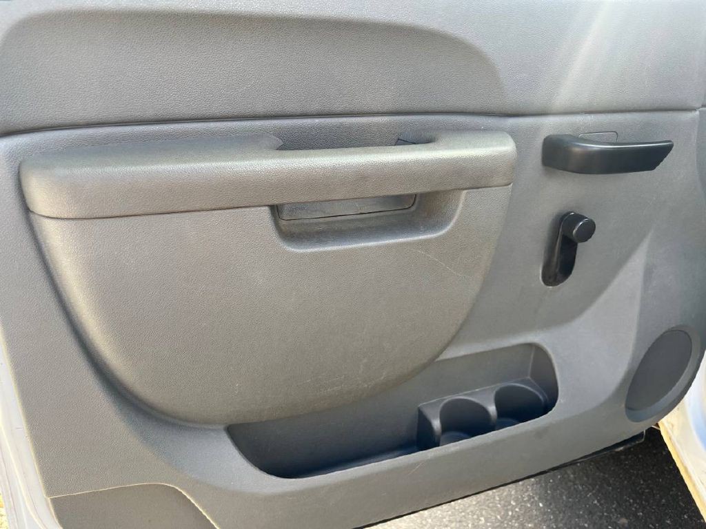 2012 Chevrolet Silverado 1500 Image 9