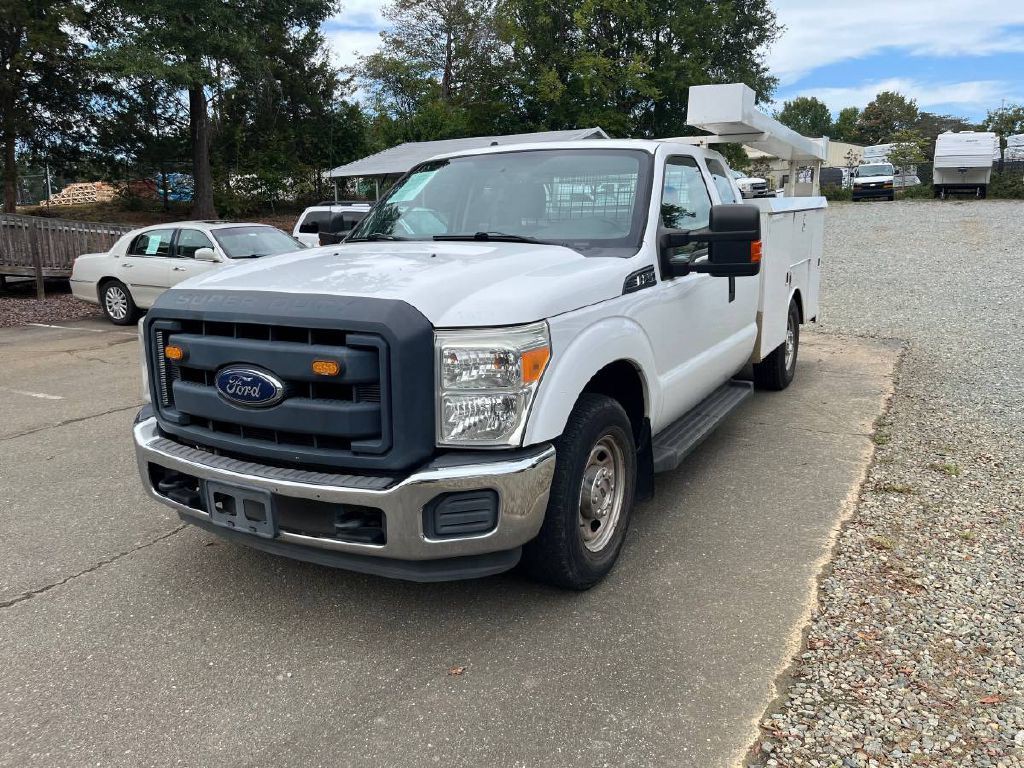 2015 Ford F-250 Image 2