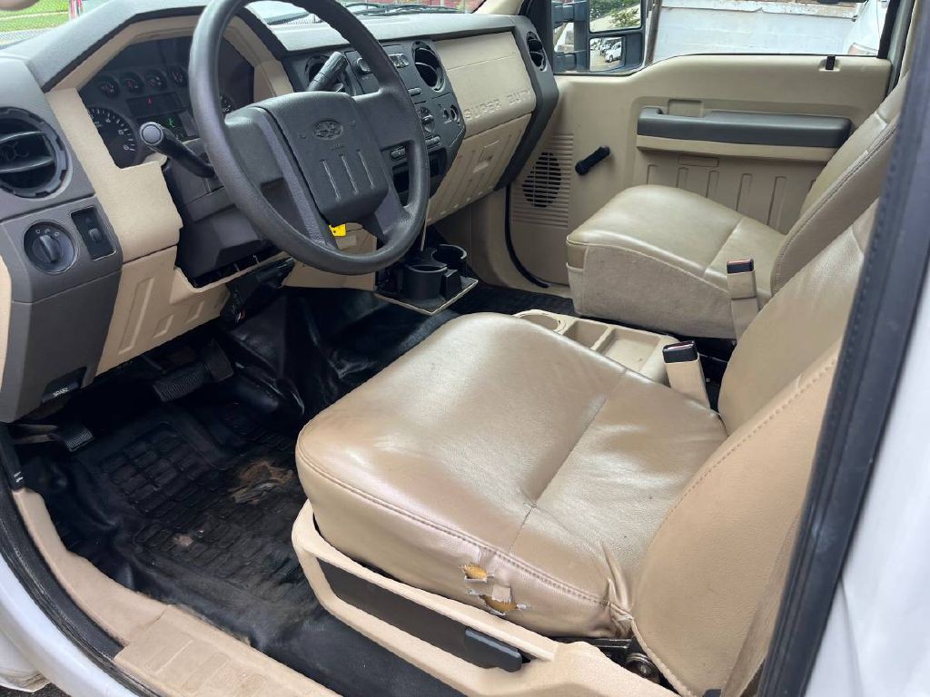 2008 Ford F-350 Image 8
