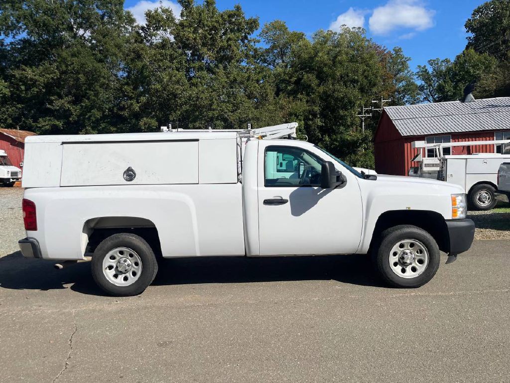 2013 Chevrolet Silverado 1500 Image 1